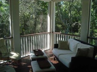752 Bounty Square Dr, Cainhoy, SC 29492