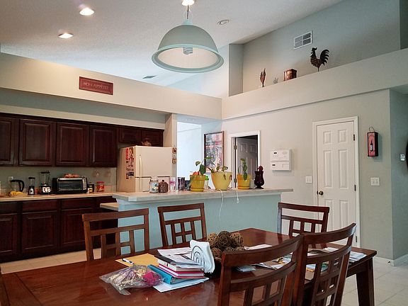 3rd image of 2166 Kaylas Ct