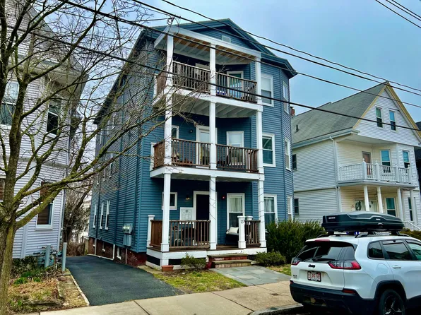 127 Hudson St #1, Somerville, MA 02144