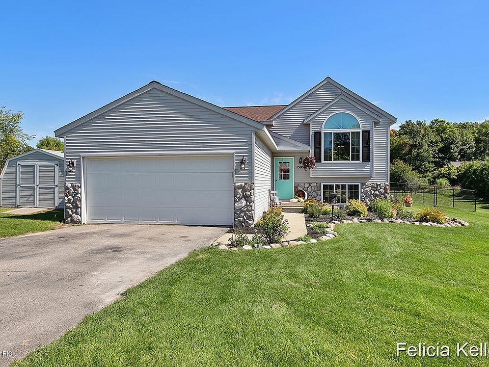1st image of 15088 Branch Ct NE