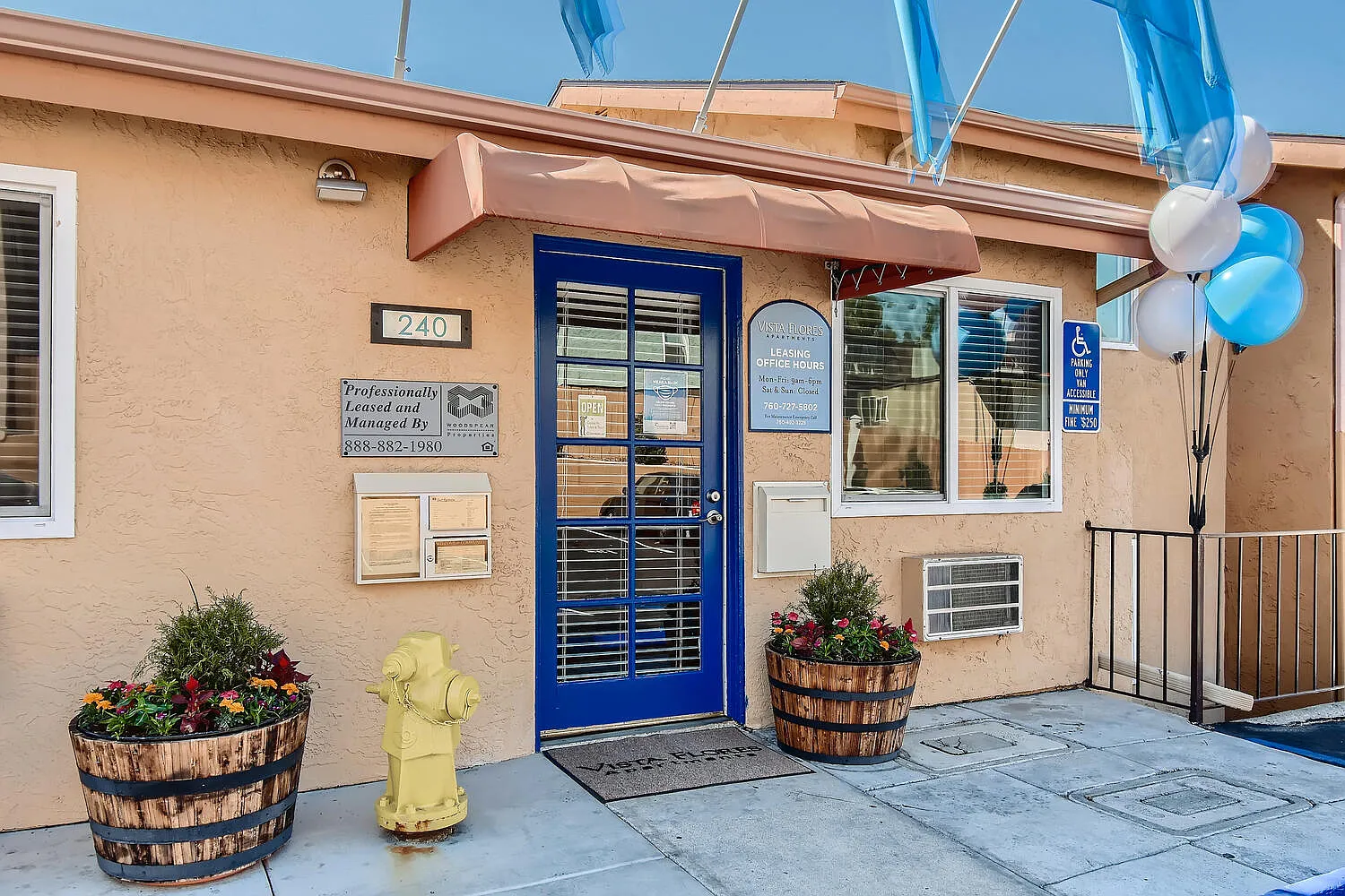 Vista Flores Apartments — Photo 3