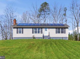 18438 Beazley Ln, Milford, VA 22514