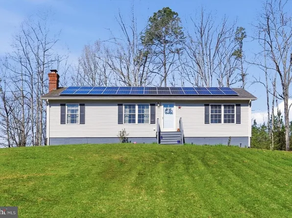 18438 Beazley Ln, Milford, VA 22514