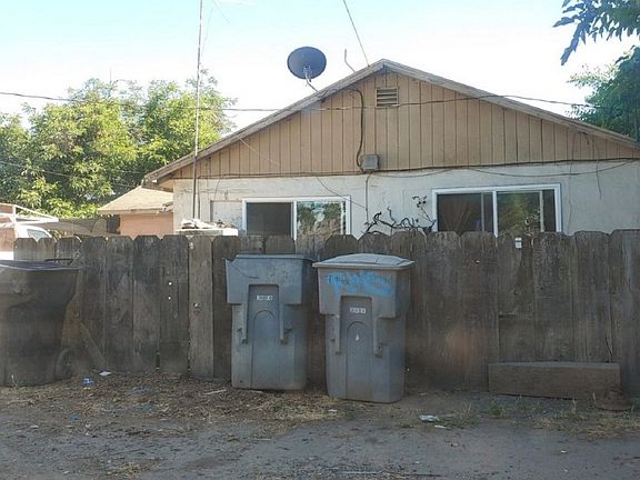 2nd image of 3942 Topeka St