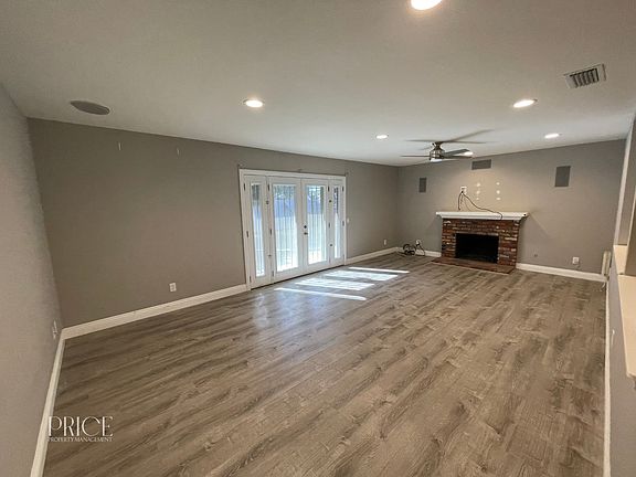 2nd image of 8681 Holly St