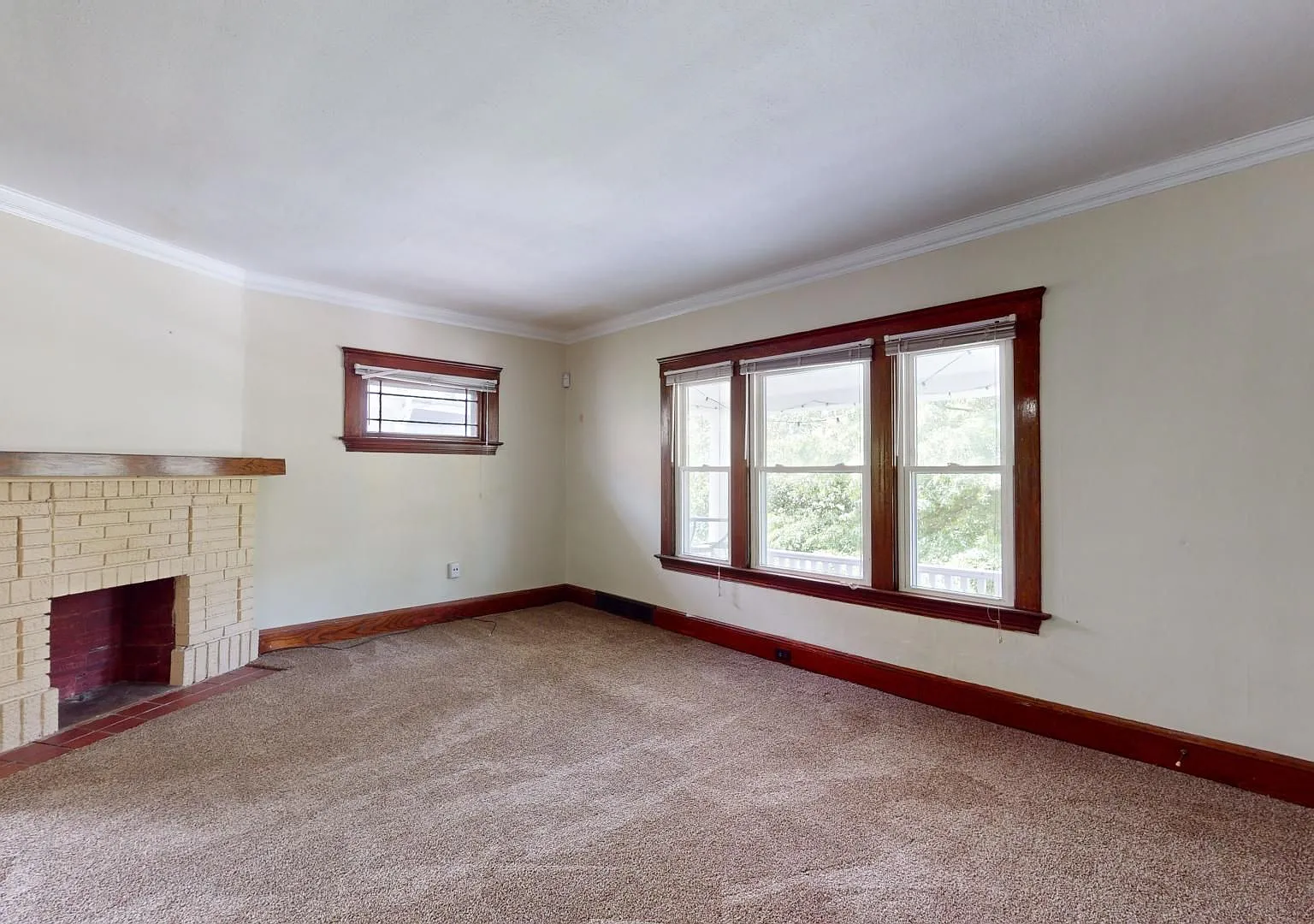 1285 Cranford — Photo 4