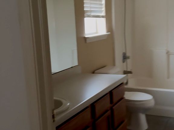 2nd image of 637 Esmeralda Armendariz Ave