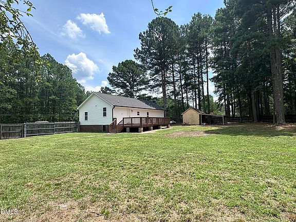 3rd image of 96 Vineyard Dr