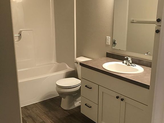 4th image of 4118 14th Ave S