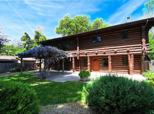 24 De El Rio Rd, Carmel Valley, CA 93924