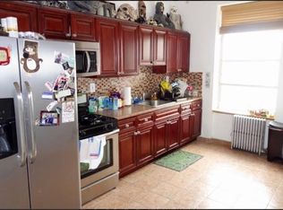 572 Manhattan Ave APT 3L, Brooklyn, NY 11222
