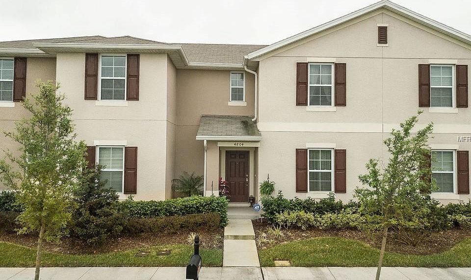 1st image of 4804 Riverwalk Dr