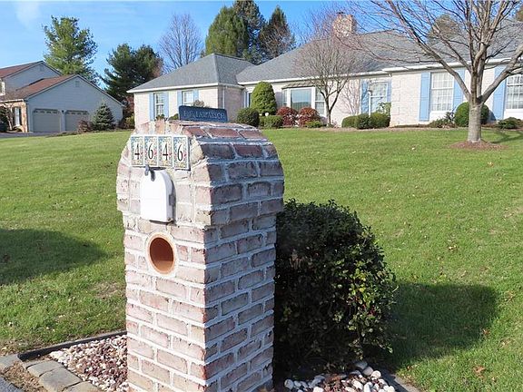 2nd image of 4646 Oakwood Ln