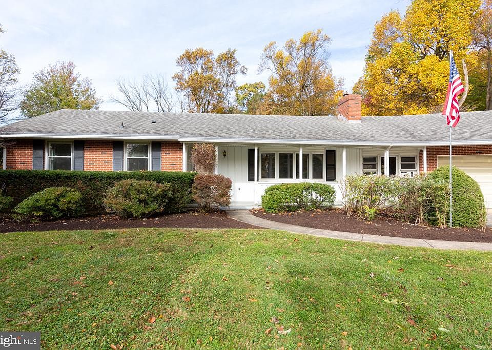 54 Hannum Dr, East Fallowfield, PA 19320 Zillow