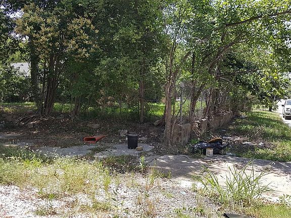 5th image of 2413 S Collard St Lot 1