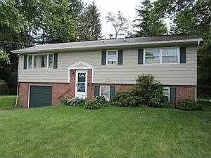 2nd image of 193 Oriole Dr
