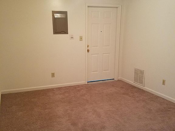 4th image of 120 N 2nd St #3