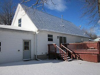 5th image of 4772 Superior St