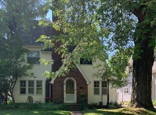5895 Summit St, Sylvania, OH 43560
