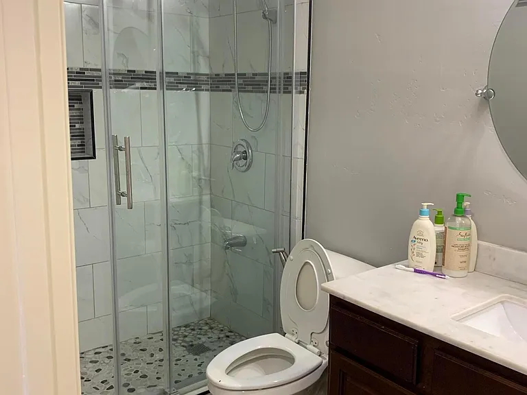 2219 E Wisteria Dr — Photo 15