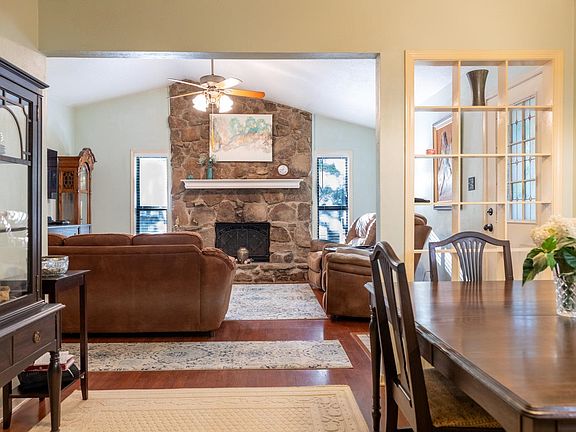 4th image of 7182 Hillshire Dr