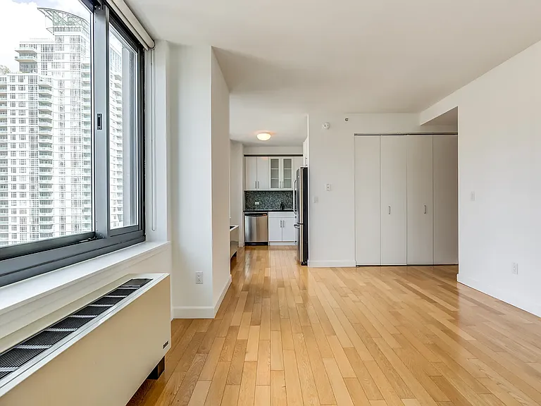 9 W 31st St #3A — Photo 10