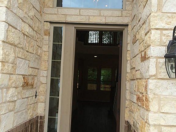 4th image of 23318 Robinson Pond Dr