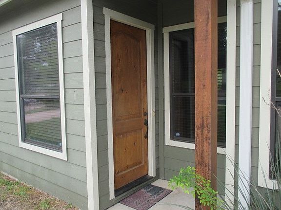 3rd image of 4610 Windy Brook Dr #A