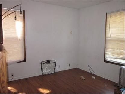 4th image of 4729 Hazelnut Dr