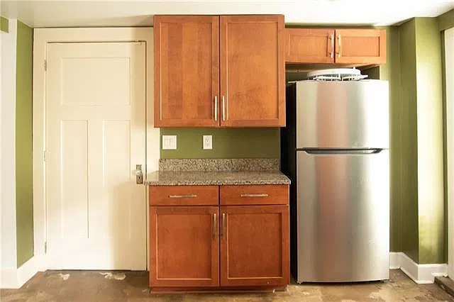 2 bed, 2.5 bath, 900 sqft, $1,800 — Photo 4