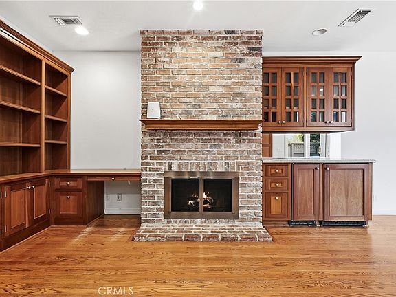 5th image of 500 3rd St