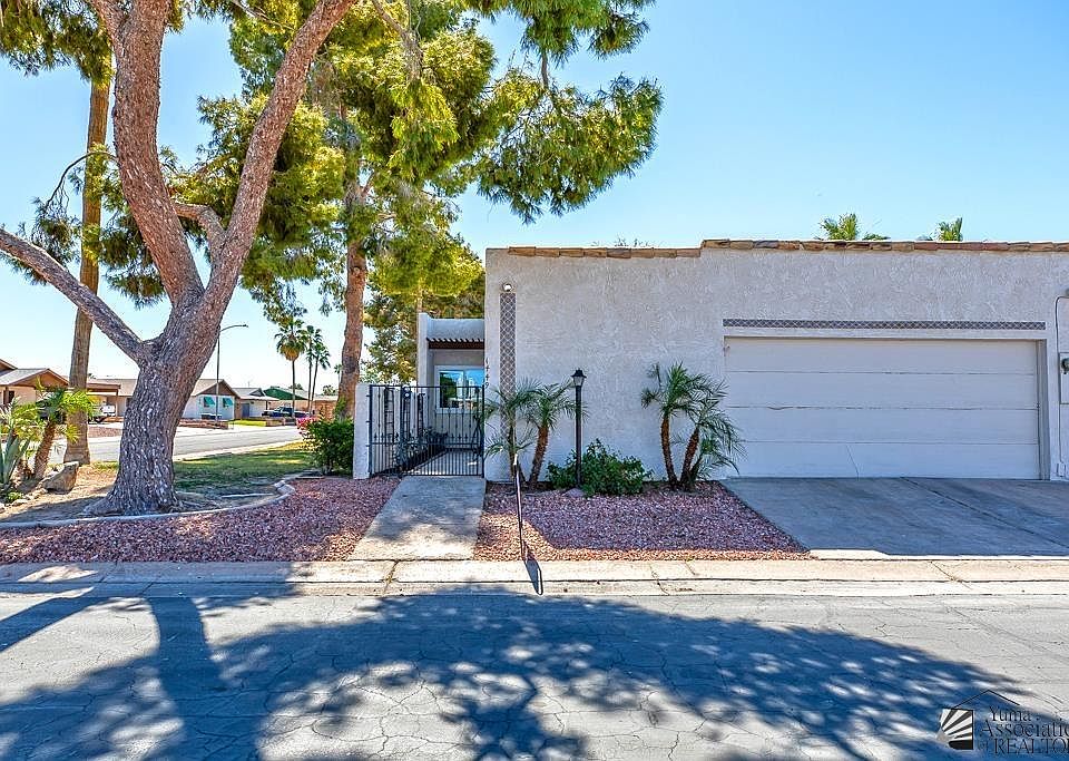 1st image of 1449 E Torrey Pines Cir
