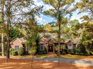 75 Oak Meadow Rd, Pinehurst, NC 28374