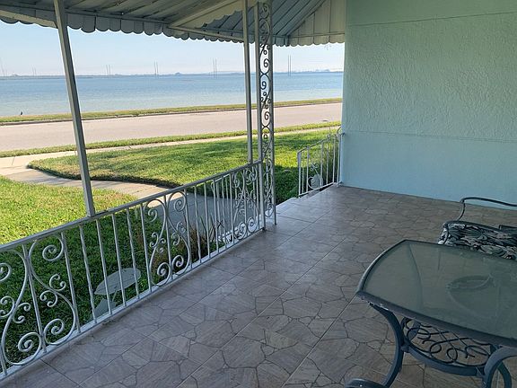 2nd image of 701 S Bermuda Blvd #A
