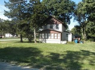 25 Hill St, Momence, IL 60954