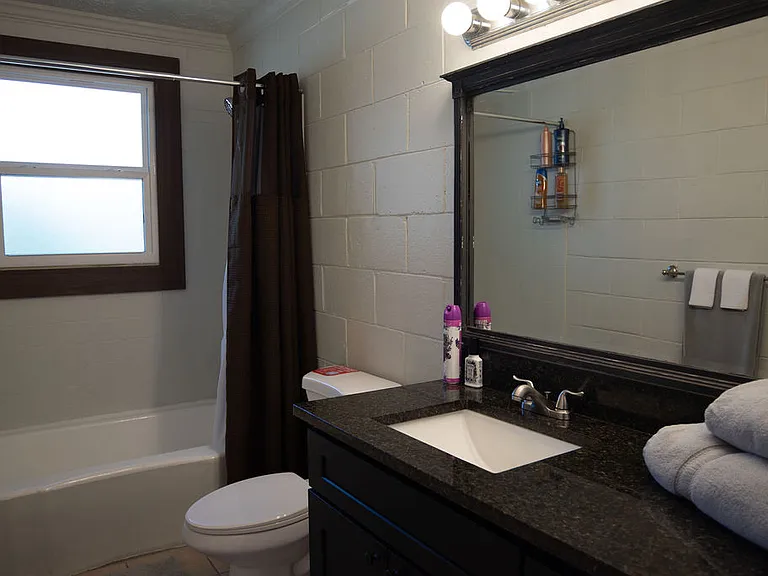 640 Main St — Photo 7