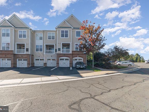 2nd image of 43905 Hickory Corner Ter Unit 110