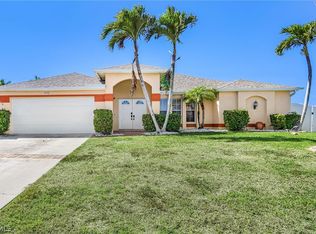 1932 SE 8th Ave, Cape Coral, FL 33990