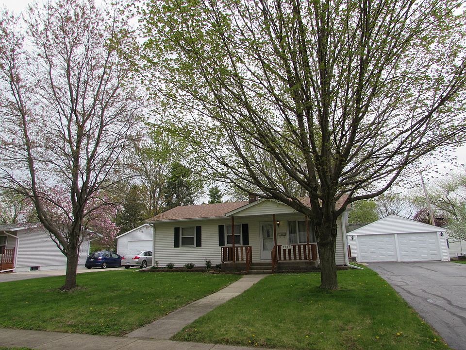 1st image of 1717 Oakwood Ave