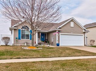 655 SE Prairie Park Ln, Waukee, IA 50263