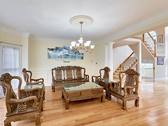 5th image of 14228 Manderleigh Woods Dr