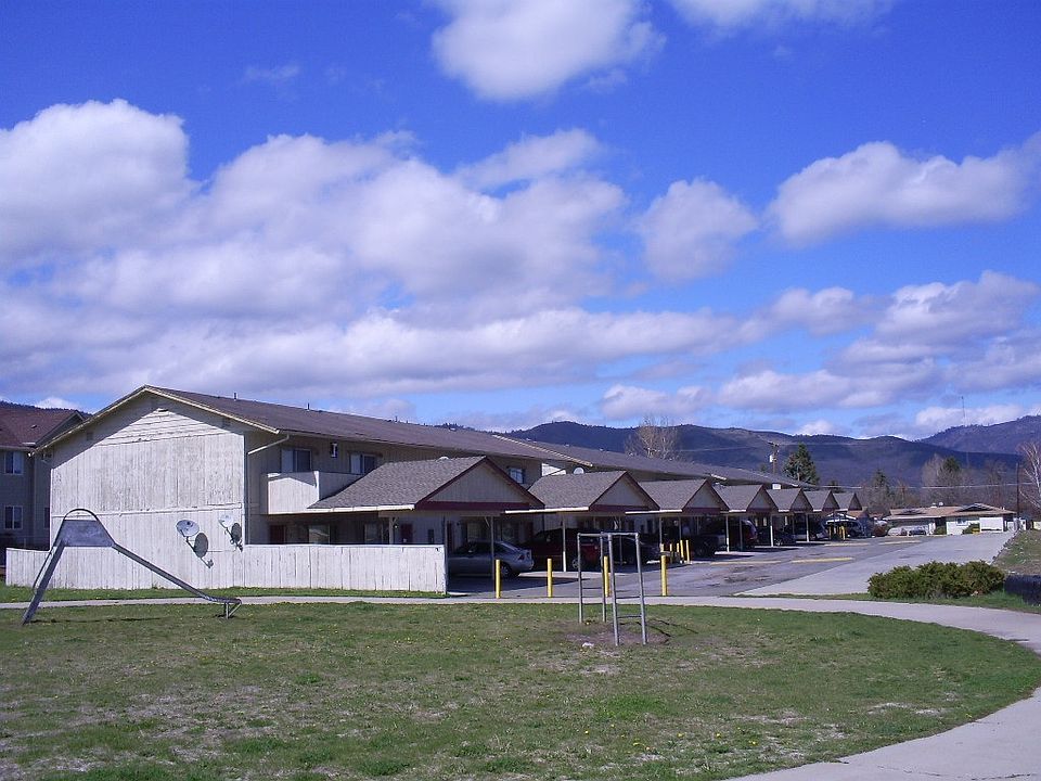 Cedar Creek Apartments