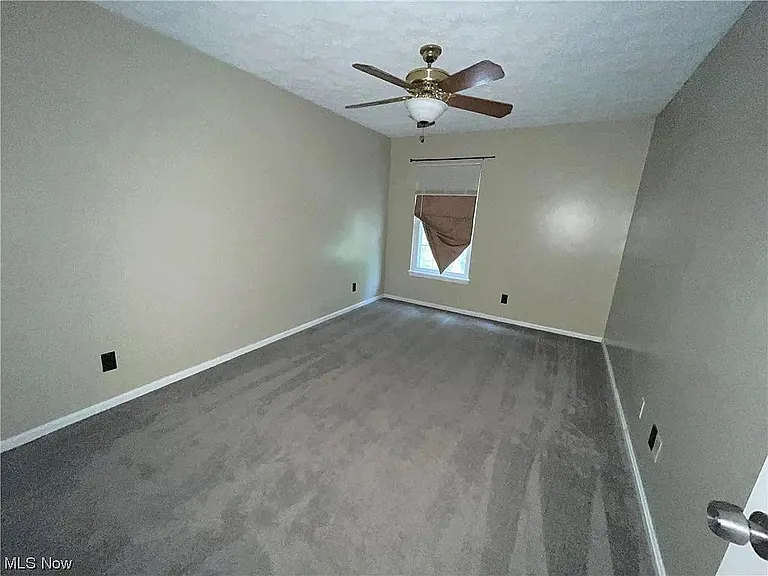 1304 Cedarwood Dr #C3 — Photo 5