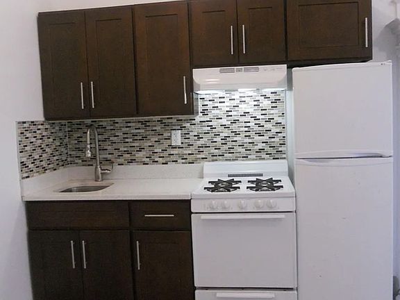 2nd image of 551 W 152nd St APT 4