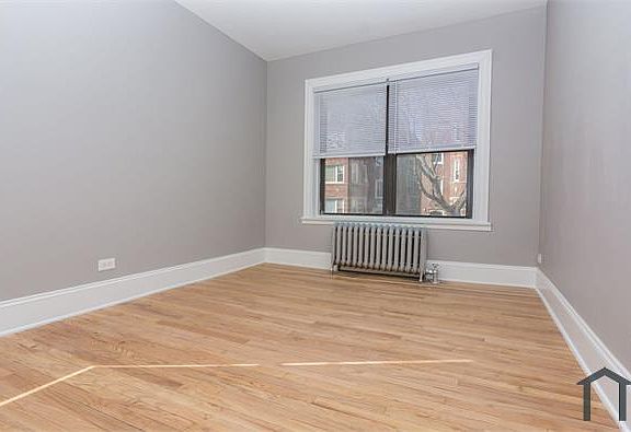 4th image of 8211 S Ellis Ave APT 3E