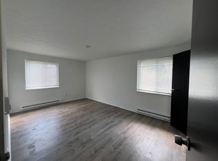 142 Gluck St, Youngstown, OH 44505