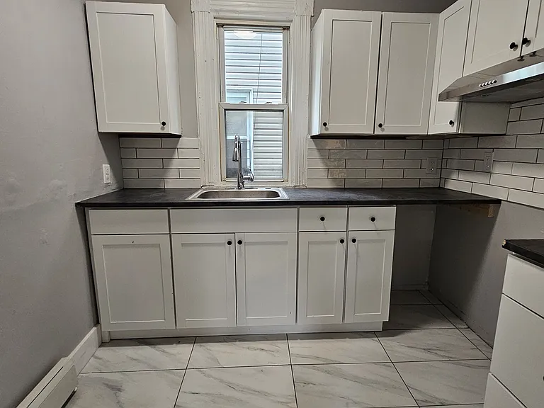 108 Dewitt St #1A — Photo 10