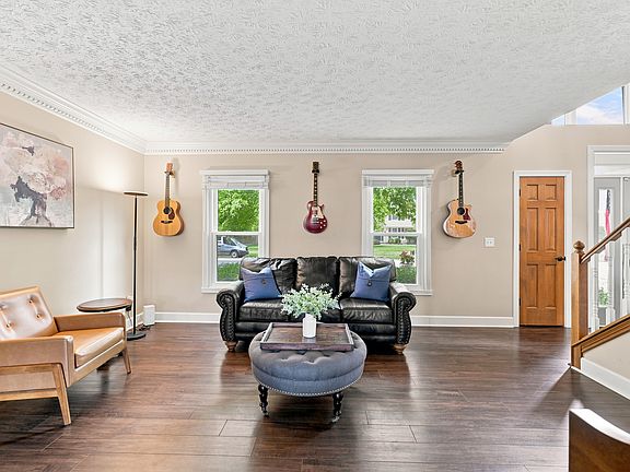 5th image of 13757 Laredo Dr