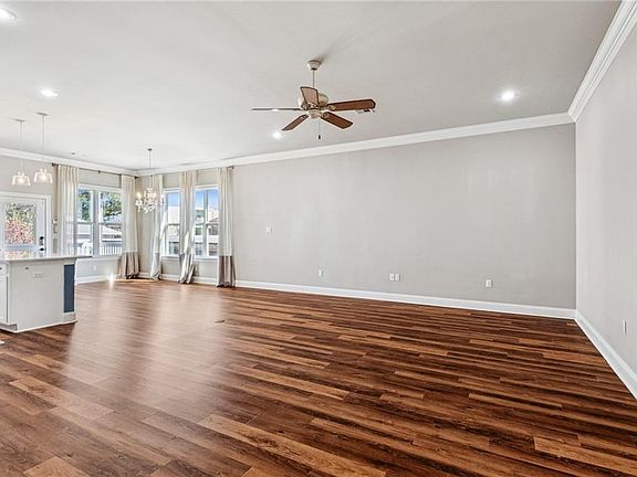 4th image of 1349 Prentiss Ave