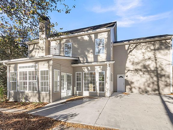 3rd image of 5513 Elliott Glen Ct